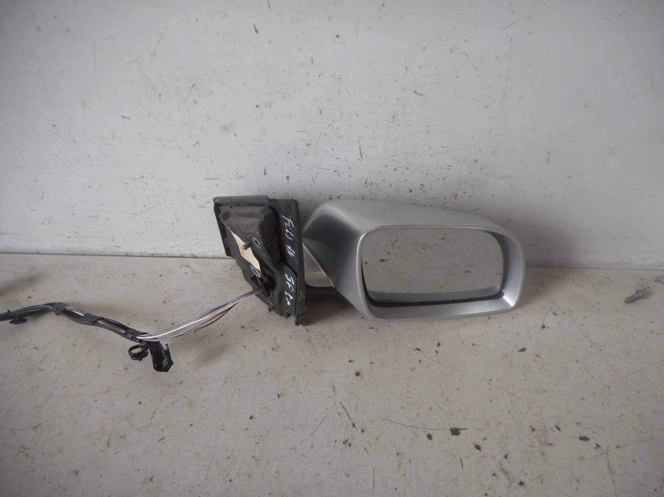 Retrovisore est. regolaz. elettr. dx.